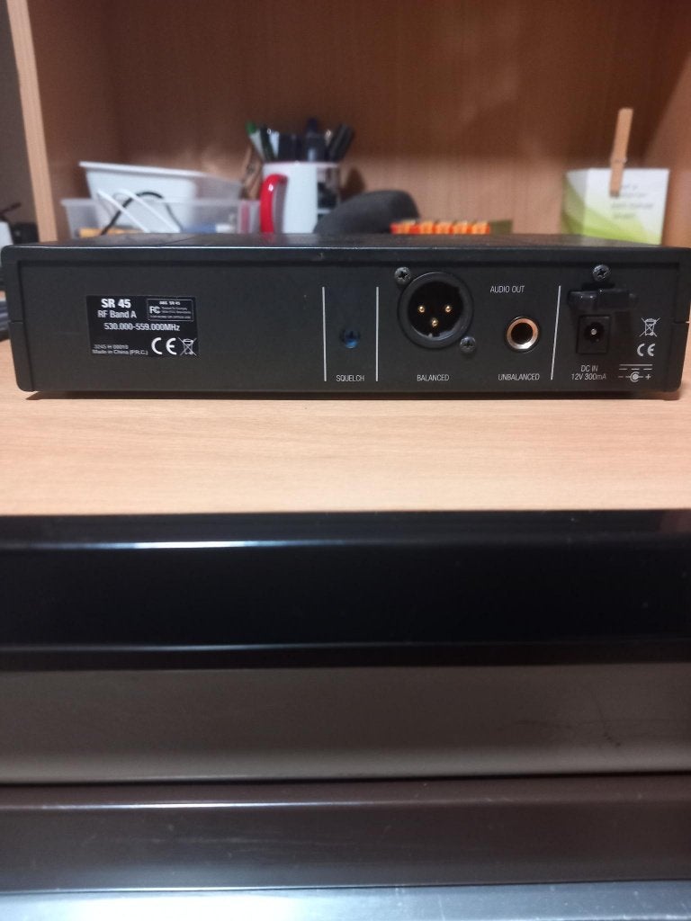 te koop AKG gitaarsysteem, Enlèvement, Comme neuf