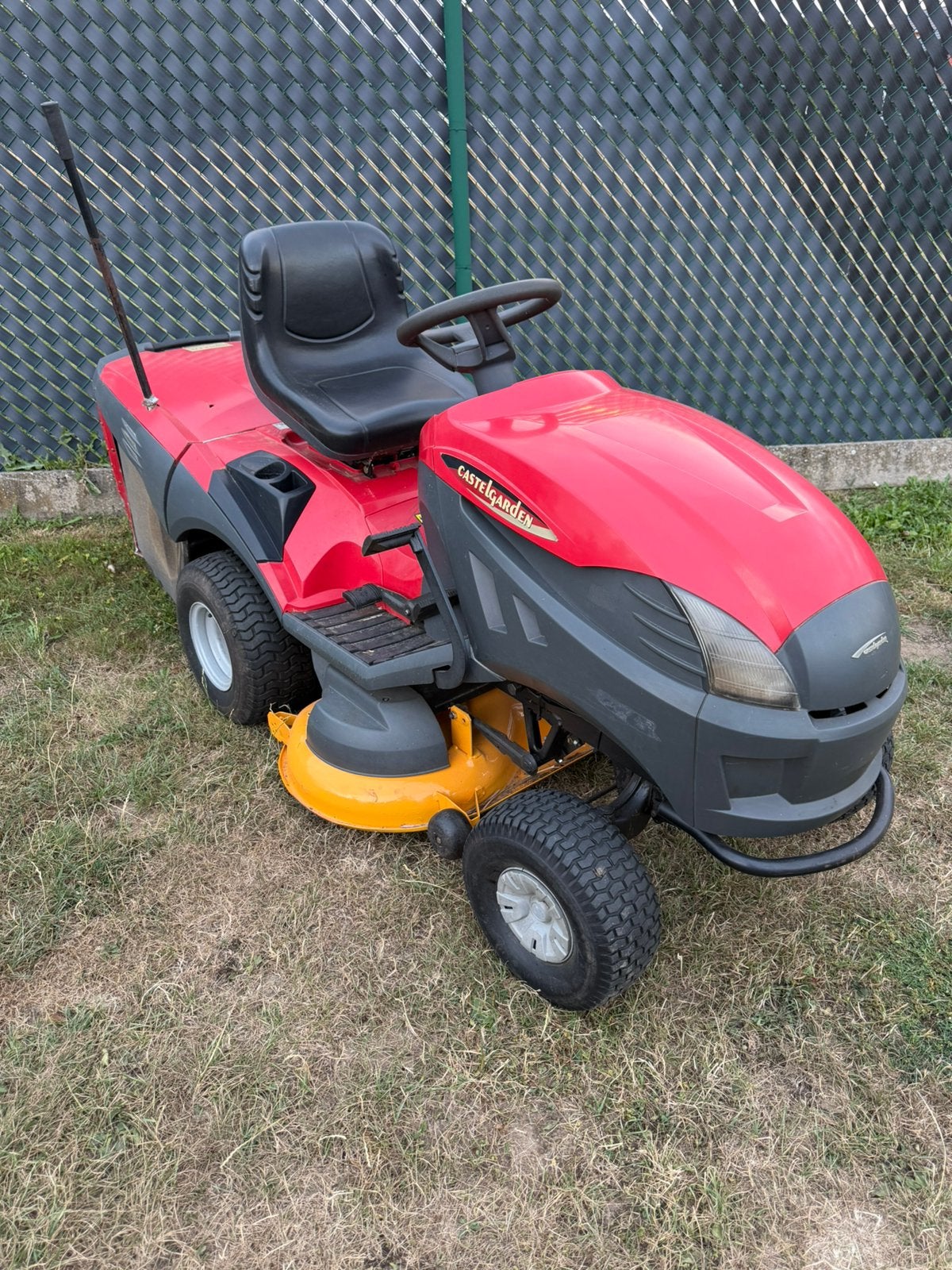 Tondeuse autoportée Castelgarden XT190HD, Enlèvement, Comme neuf, Démarrage électrique, 90 à 120 cm