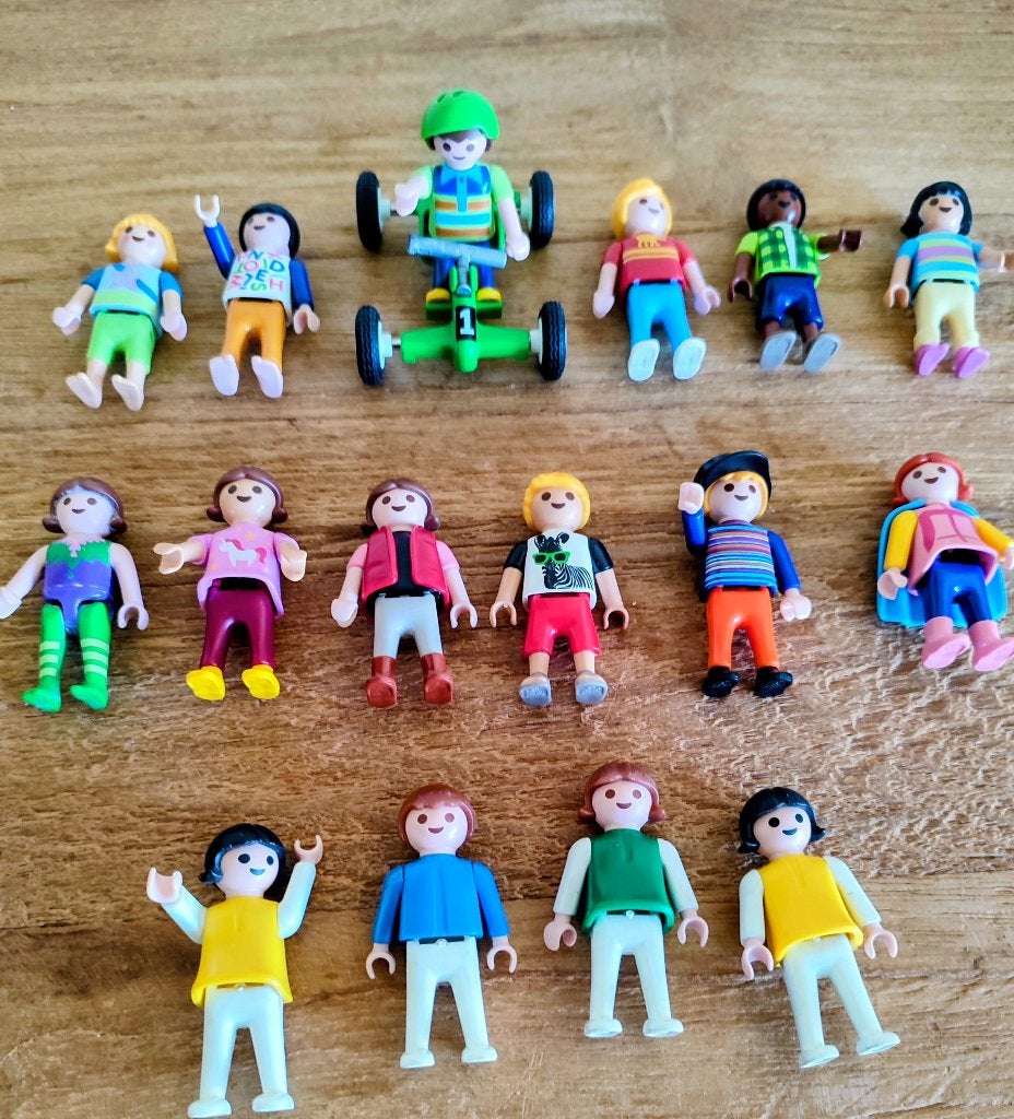 Playmobil. 16 enfants, Enlèvement ou Envoi, Utilisé, Figurines