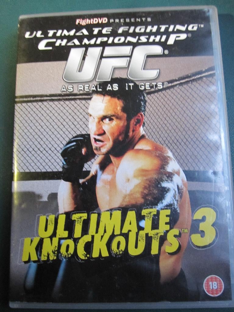 UFC Ultimate Knockouts 3, Vanaf 16 jaar, Vechtsport, Ophalen of Verzenden, Zo goed als nieuw