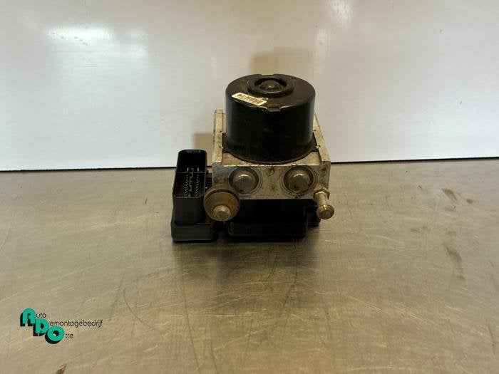 Pompe ABS d'un Daihatsu Sirion (Sirion 2 05-), Daihatsu, -, 3 mois de garantie, Utilisé