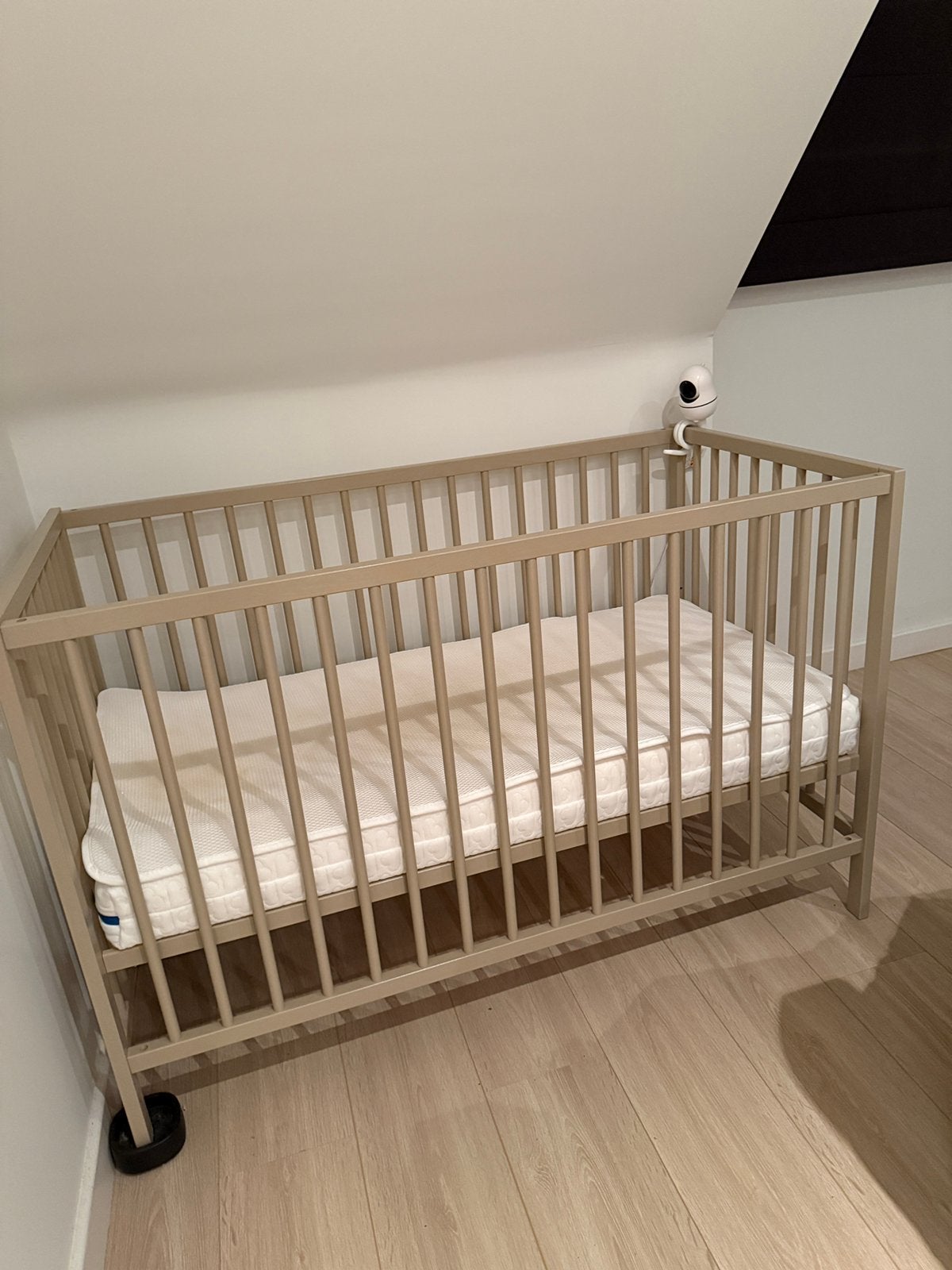Babybed met aerosleep 60x120, Ophalen, Zo goed als nieuw