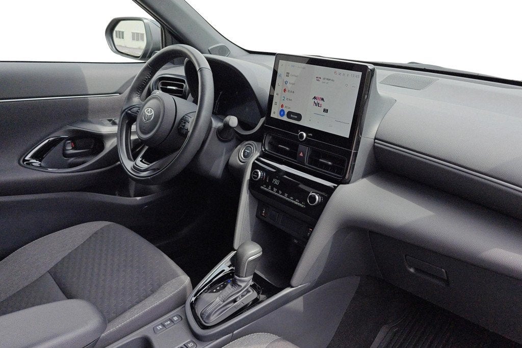Toyota Yaris Cross 1.5 VVT-ie Hybrid 85kW Executive CVT + Ex, Autos, Toyota, Achat, 750 kg, Noir, 5 places