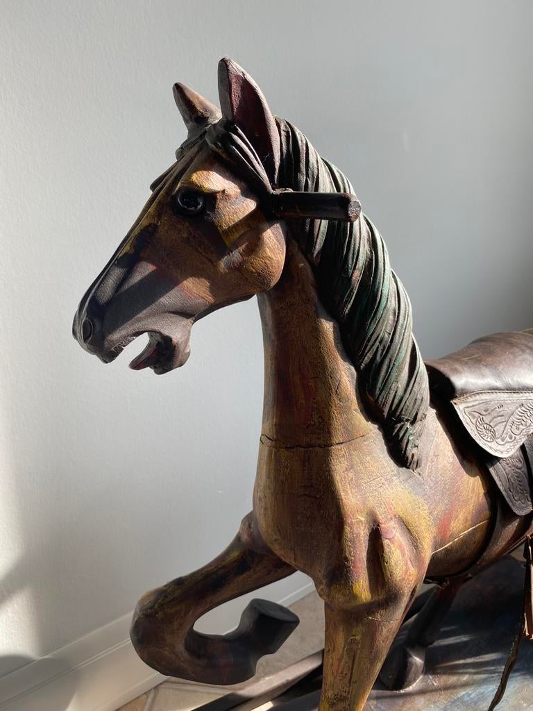 Antiek houten paard met lederen zadel, Ophalen, Gebruikt