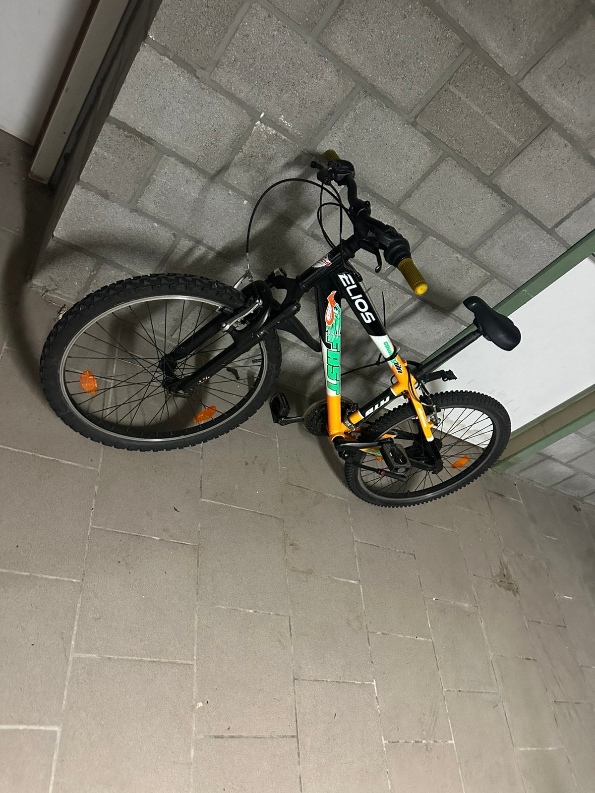 Vélo, Enlèvement, Comme neuf
