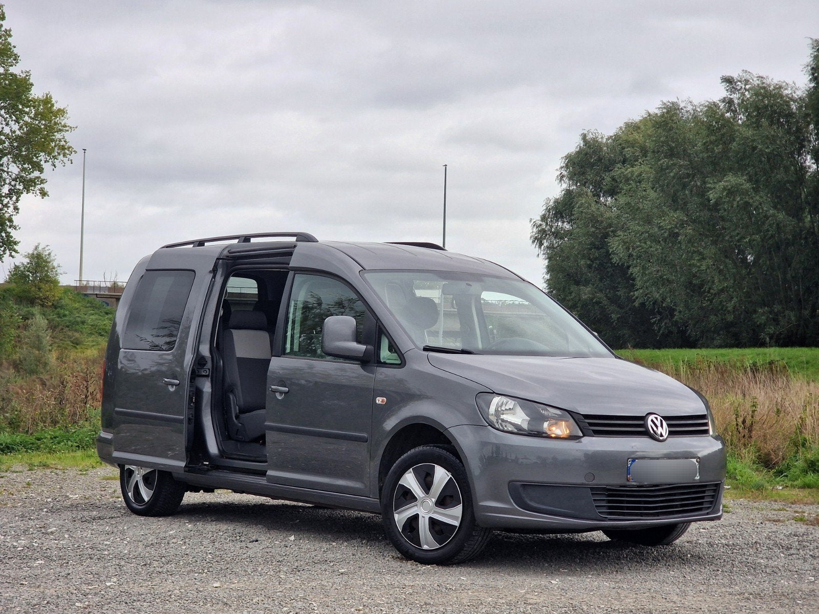 Volkswagen Caddy 1.6 TDI | 7 CV | 2014 184,00 km

7 950€ — i, Autos, Entreprise, Noir, Diesel, Tissu