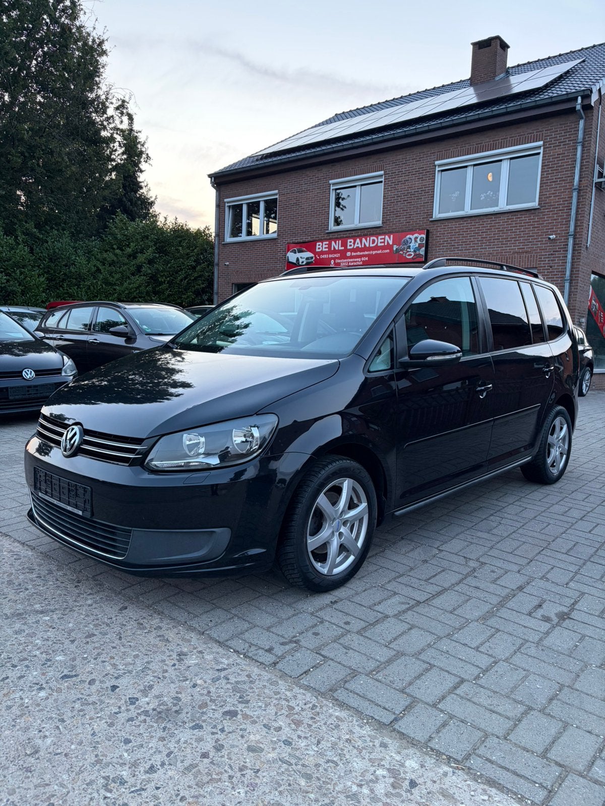 Vw touran 1.4 benzine 7 plaats heel proper  Al gekeurd, Autos, Volkswagen, Euro 5, Achat, Entreprise, 7 places
