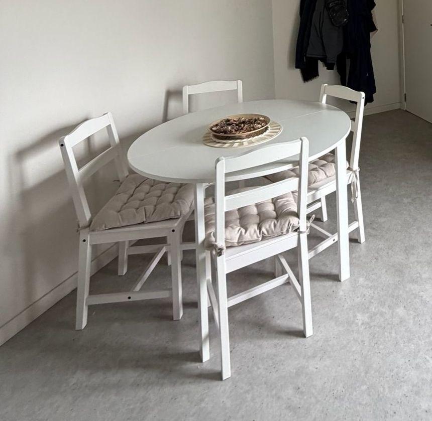 tafel + 4 stoelen, Huis en Inrichting, Tafels | Eettafels, Ophalen, Gebruikt, Vier personen, Rond