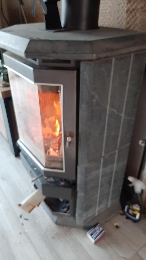 Houtkachel speksteen, Ophalen, Houtkachel