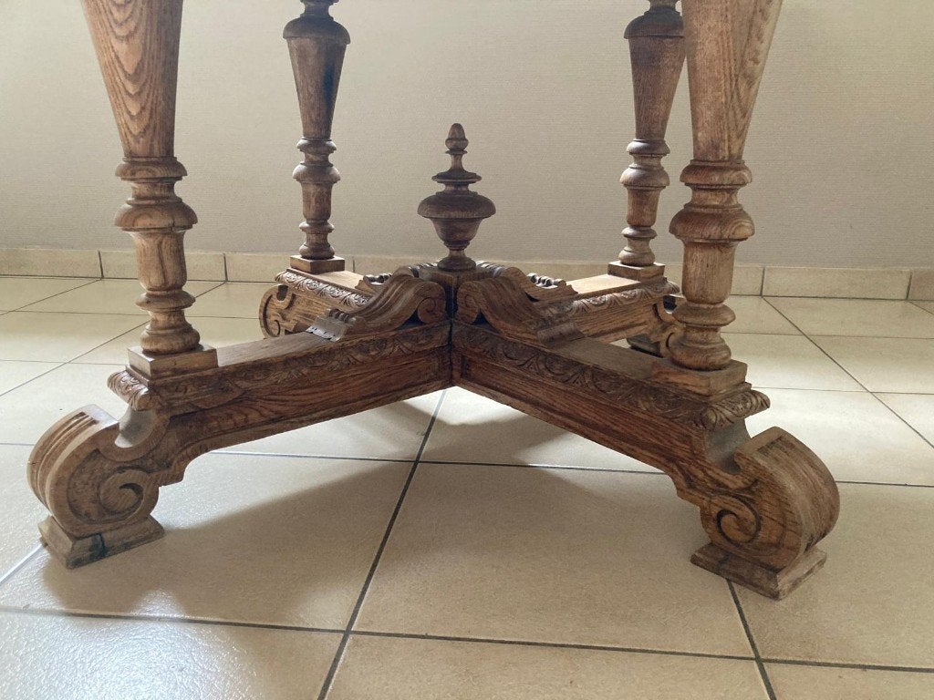 Keukentafel massief eik, gesculpteerd, Ophalen, 75 cm of meer, 50 tot 100 cm, Zo goed als nieuw