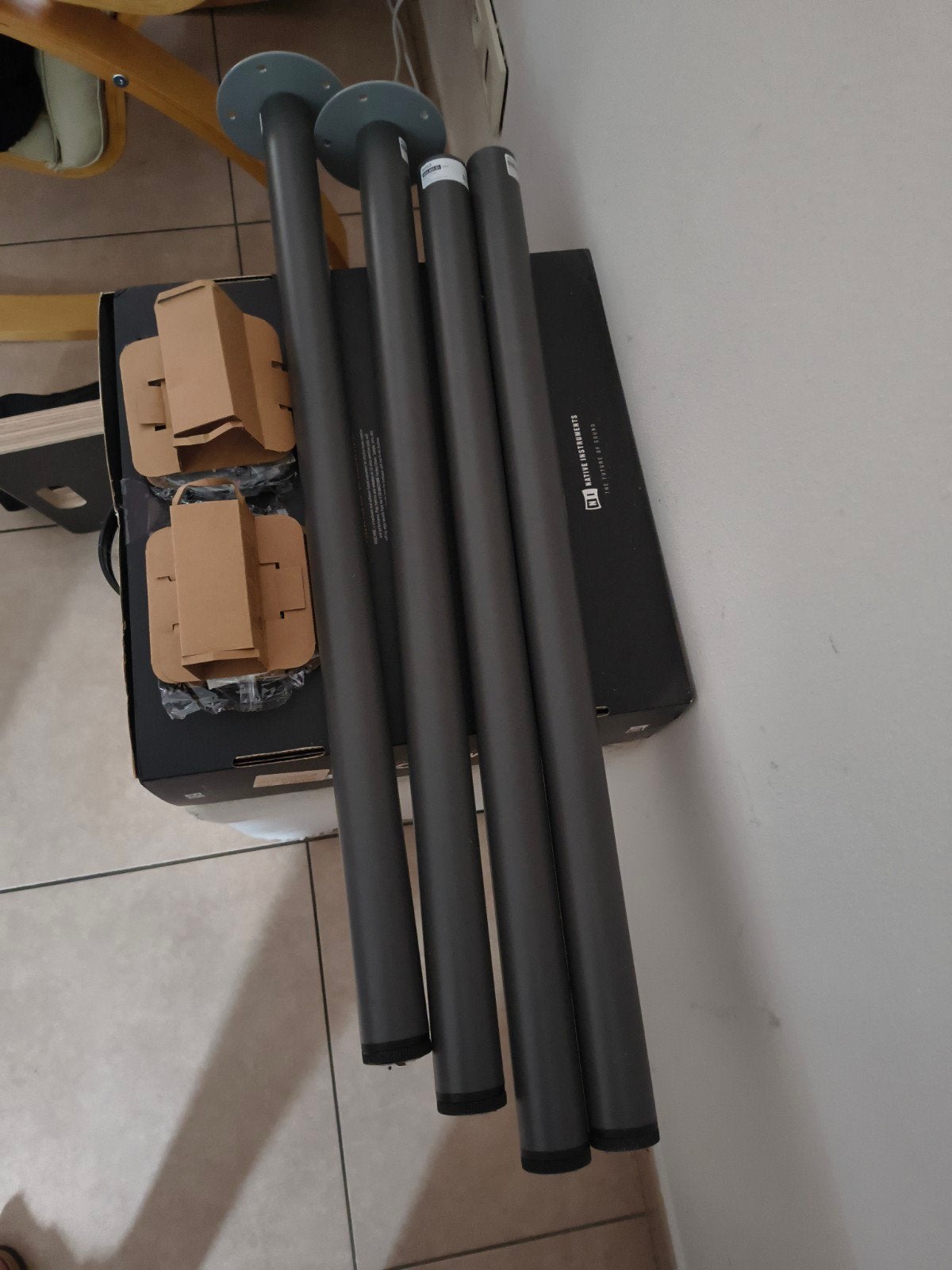 4 pieds Ikea ADILS complets, Ophalen, Gebruikt, IKEA, Grijs