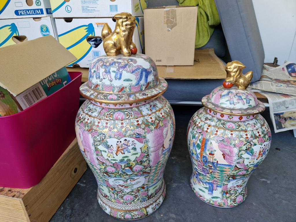 2 identieke chinese vasen, Ophalen