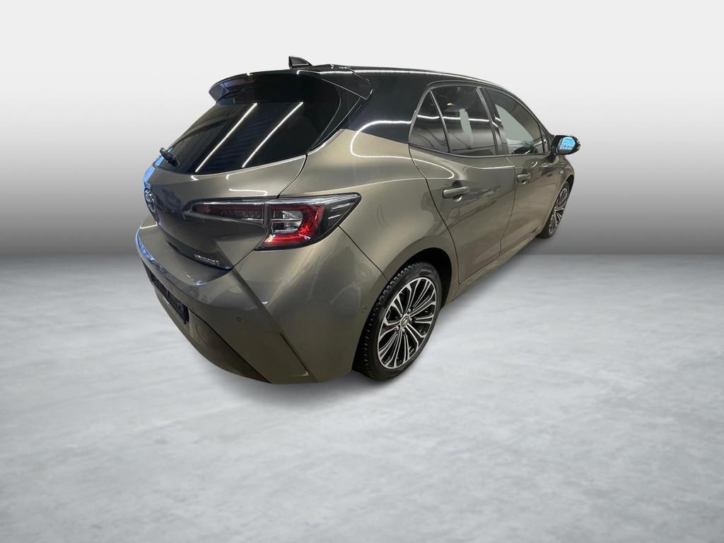 Toyota Corolla 1.8 Hybrid Style e-CVT, 1345 kg, Gebruikt, Corolla, Bedrijf