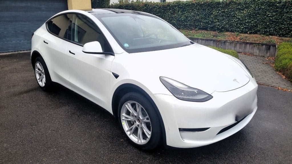 Tesla Y 2023 AWD LR (514PK) - TREKHAAK - WIT - DUAL MOTOR, Autos, 378 kW, Achat, Entretenue par le concessionnaire, Noir
