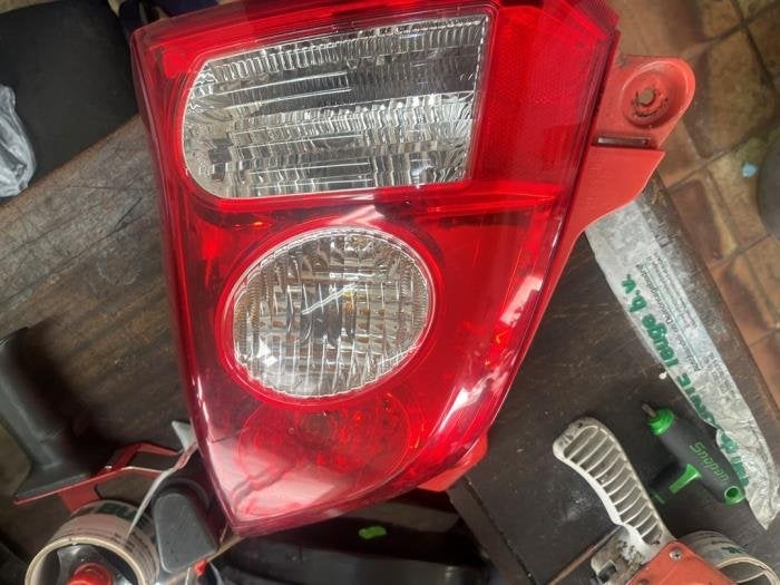 Feu arrière droit d'un Suzuki Alto, -, 3 mois de garantie, Utilisé, -