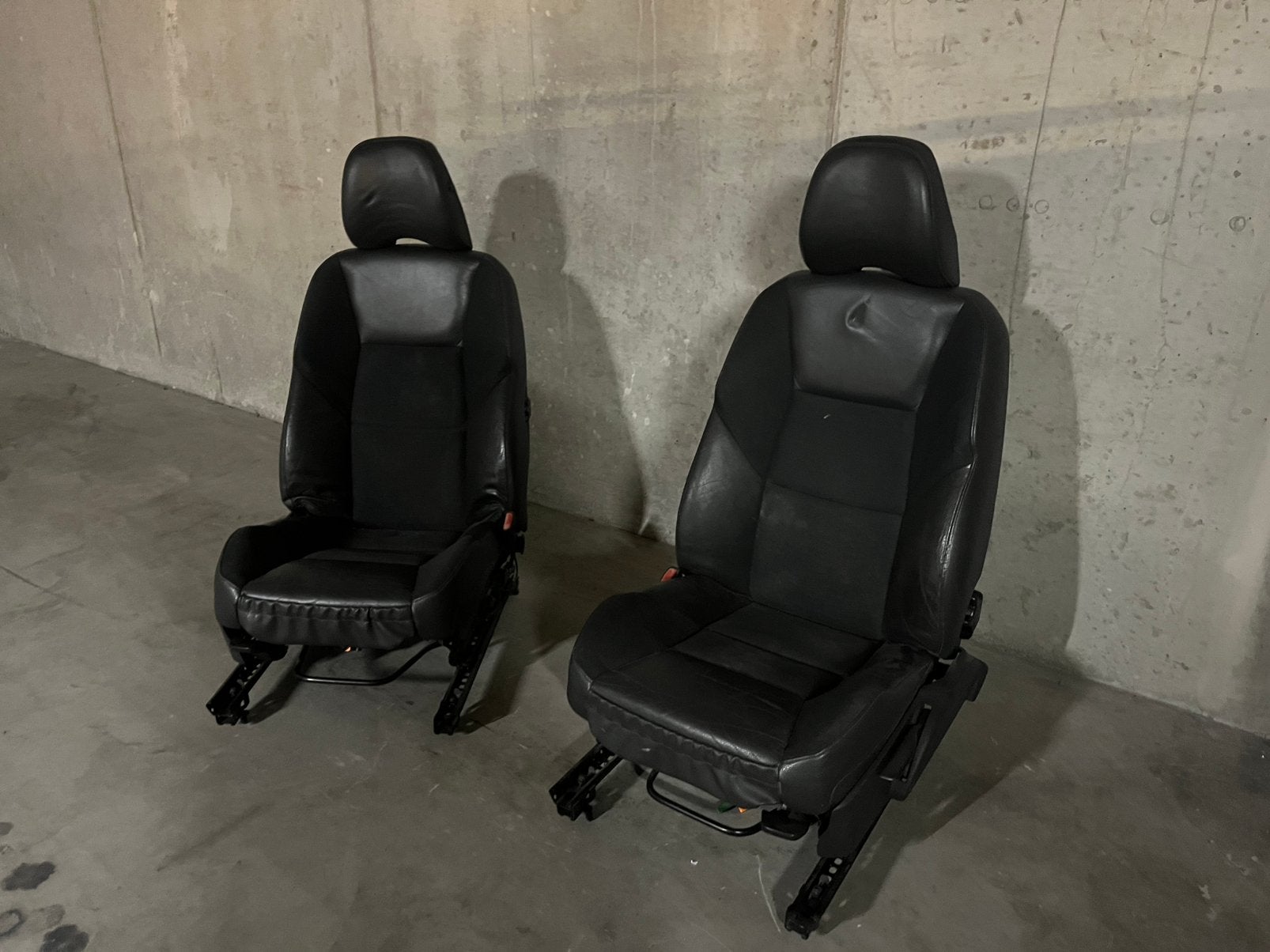 Volvo V70 - XC70 - S60 - S80 Voorstoelen, Auto-onderdelen, Ophalen of Verzenden, Volvo