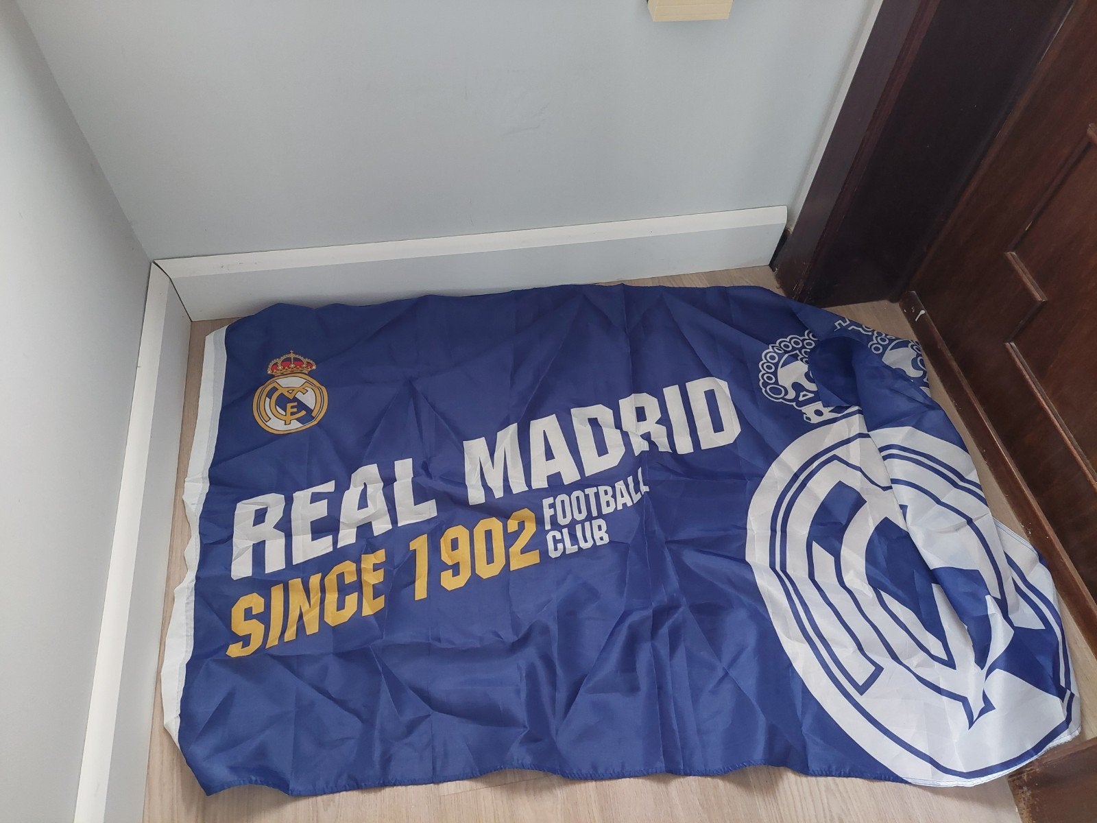 vlag real madrid, Divers, Enlèvement ou Envoi