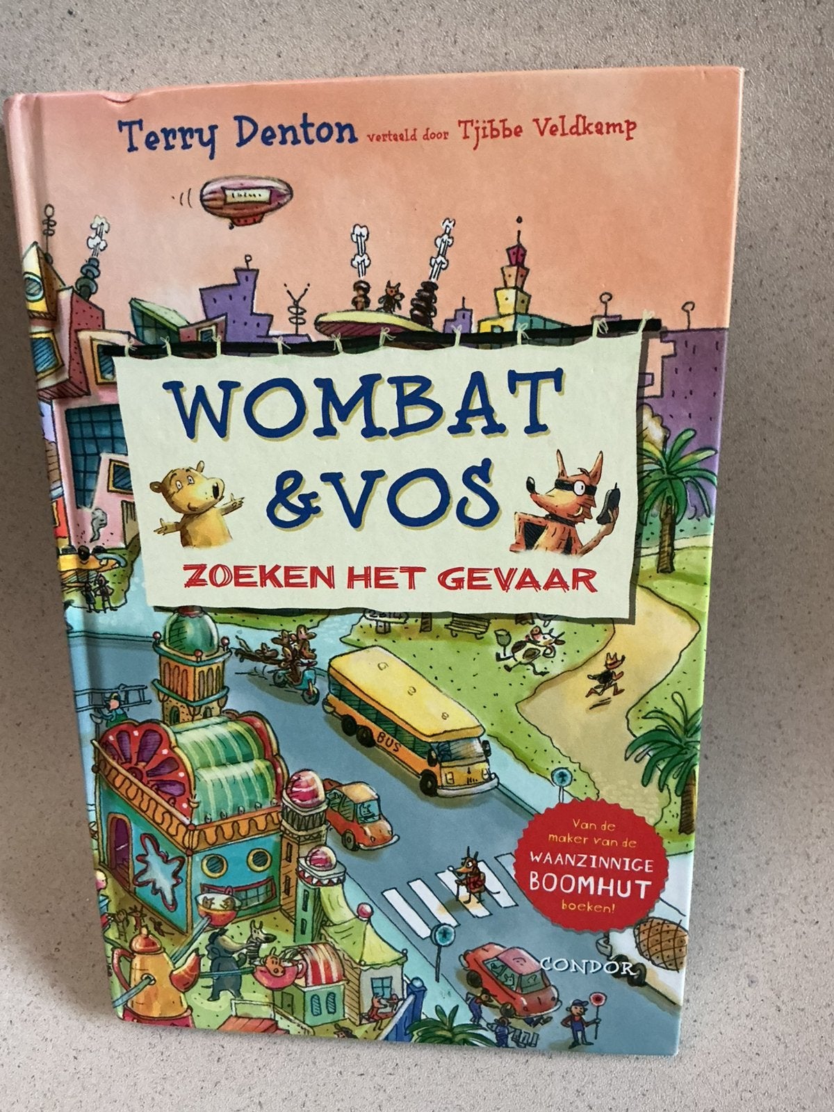 Terry Denton - Wombat & Vos zoeken het gevaar, Ophalen of Verzenden, Gelezen, Terry Denton