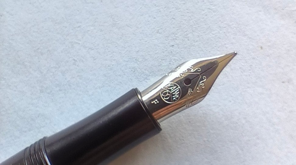 kaweco pen + doosje, Verzamelen, Pennenverzamelingen, Nieuw, Met doosje, Vulpen, Ophalen