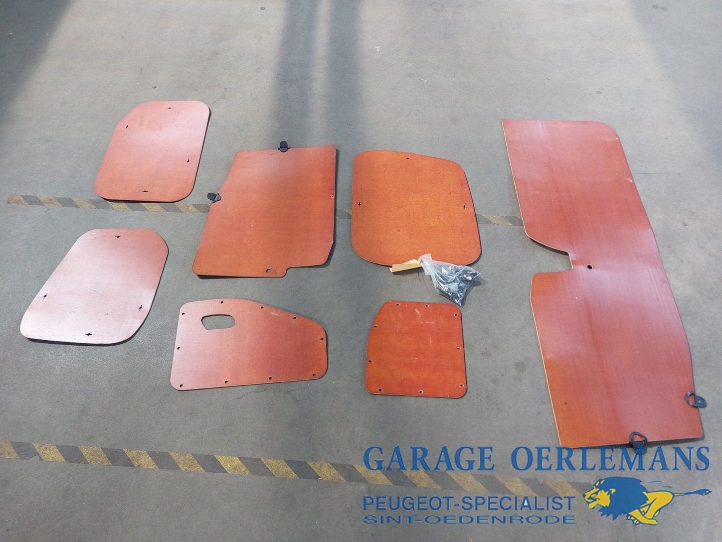 houte deur / wandpanelen peugeot partner 2020 L1, laadruimte, -, Utilisé, Porte, -
