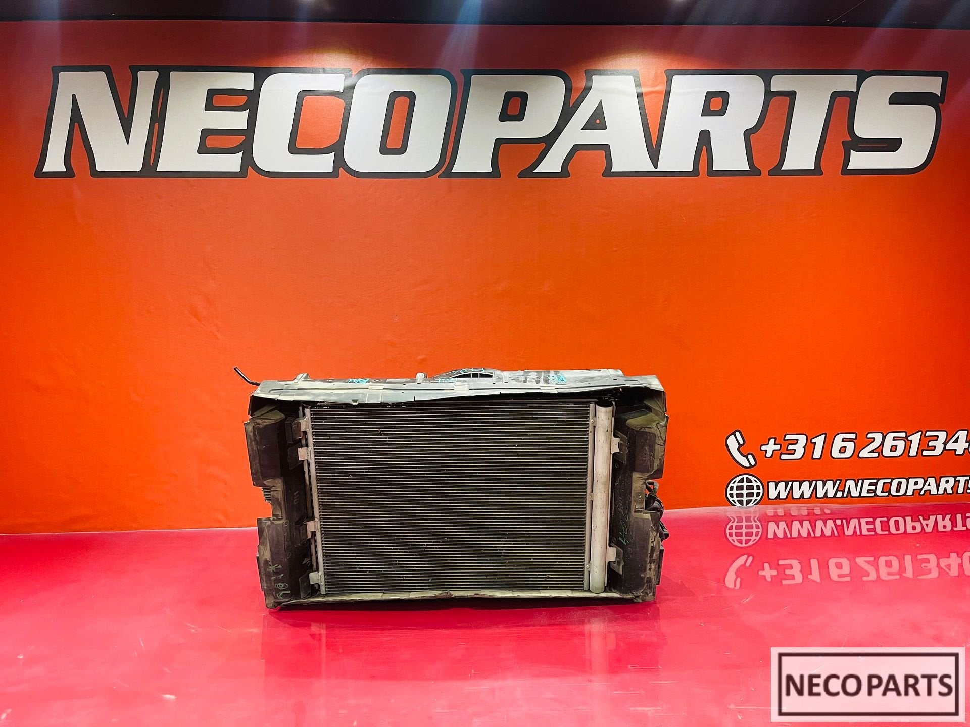 MERCEDES GLB KOELERPAKKET RADIATEUR ALLES LEVERBAAR!!!, Gebruikt, Ophalen of Verzenden, Achter, -