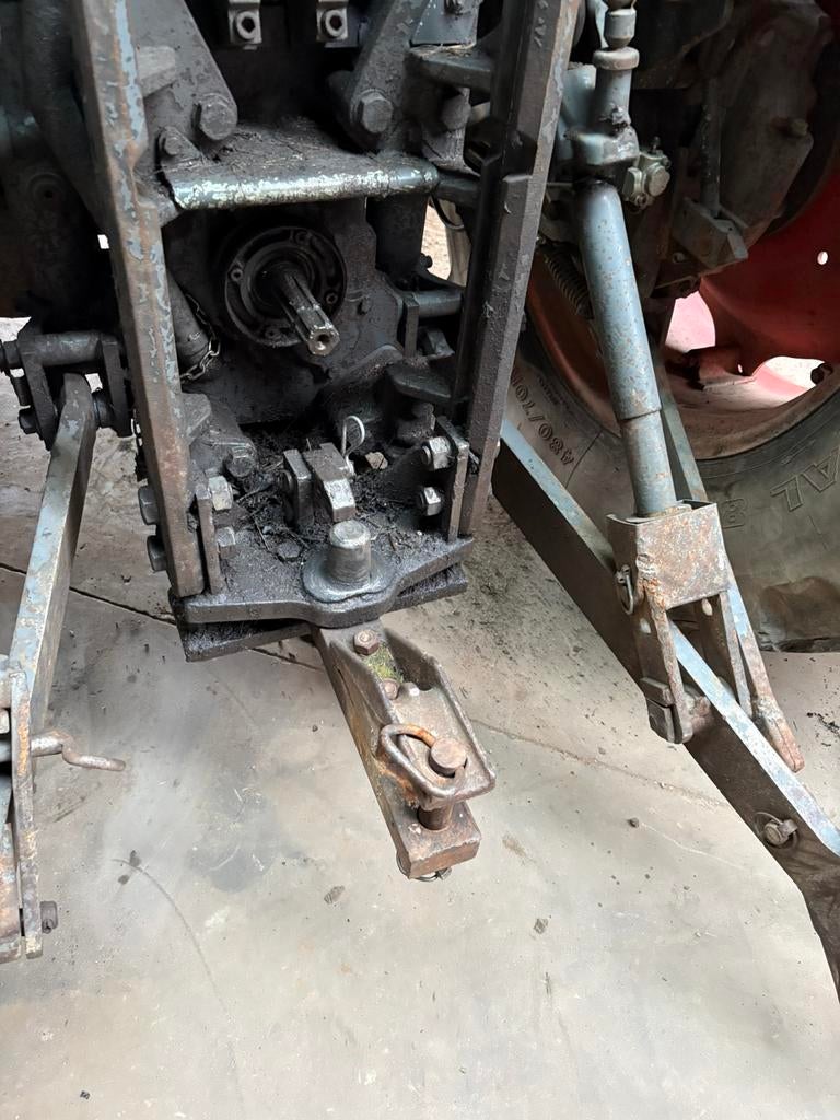 Ondertrekhaak fendt 300serie, Ophalen, Fendt