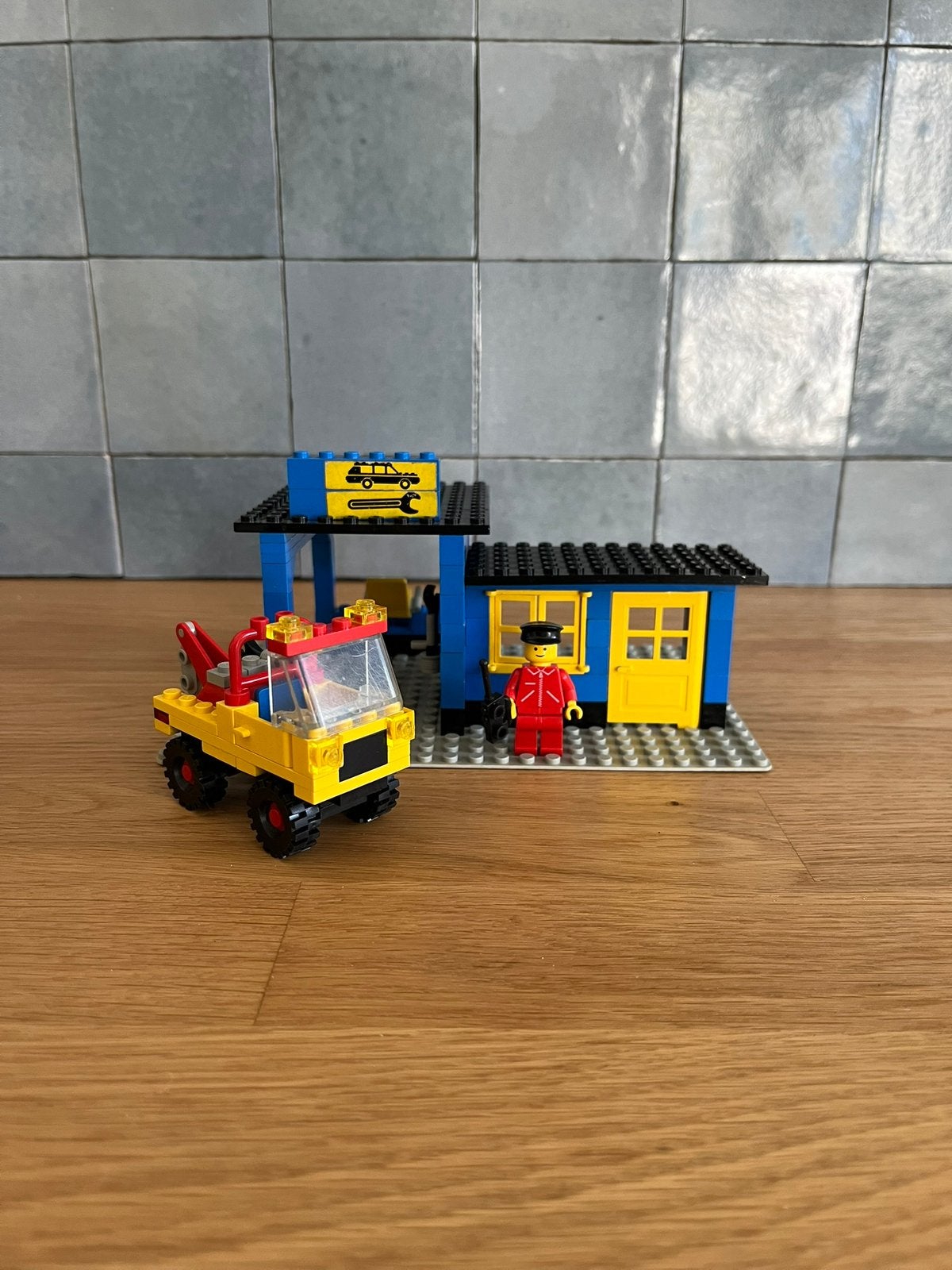 Legoland Années 80 - garage - 6363, Enlèvement ou Envoi, Lego, Ensemble complet, Comme neuf