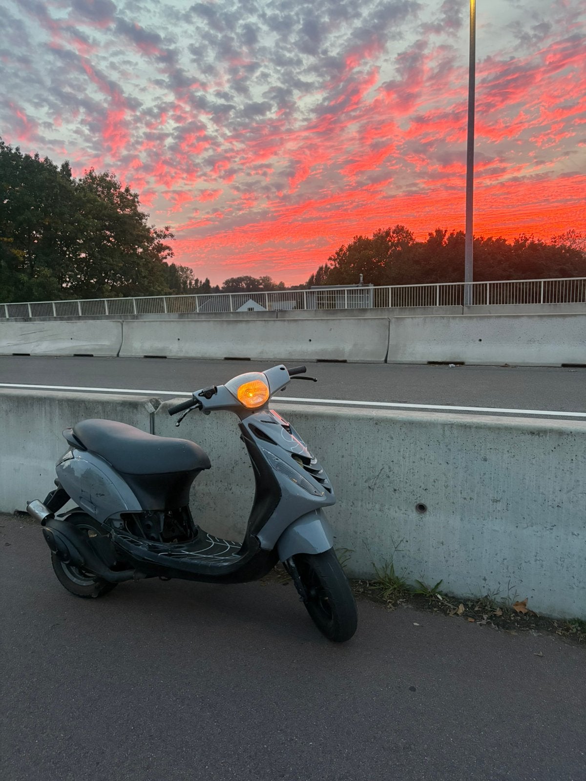 Zip 2t 70cc, Fietsen en Brommers, Ophalen, Zo goed als nieuw, Zip