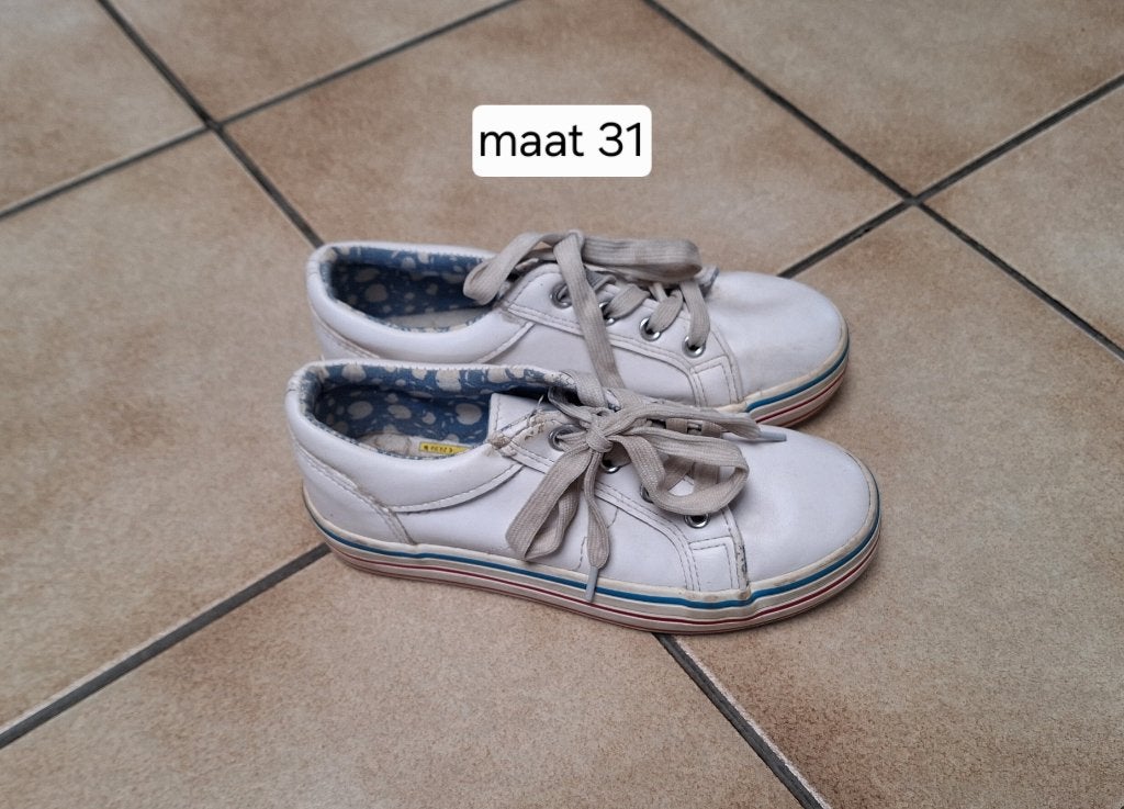 witte meisjessneakers maat 31, Enlèvement ou Envoi, Sneakers et Baskets, Porté, Blanc