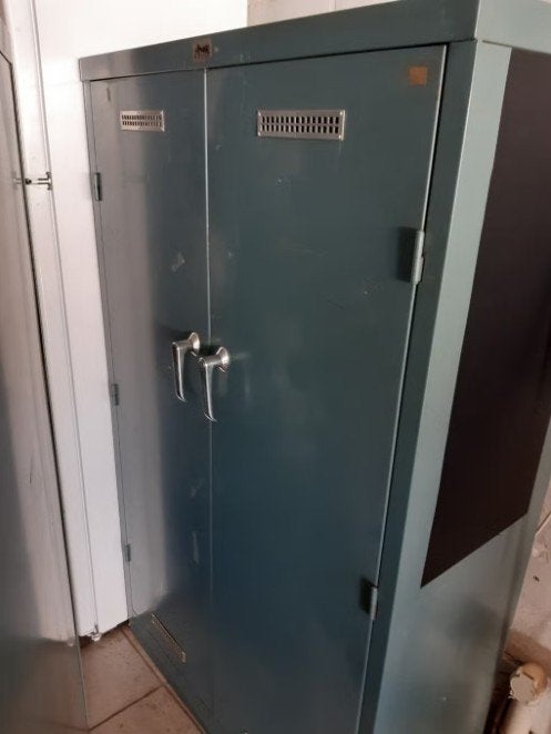 METALEN KASTEN 2 STUKS, Huis en Inrichting, Kasten | Overige, Ophalen, Gebruikt