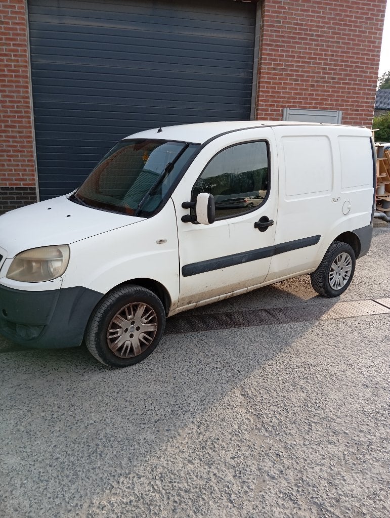 Fiat Doblo 1.3 diesel utilitaire, Autos, Achat, Doblo, Boîte manuelle, 1300 cm³