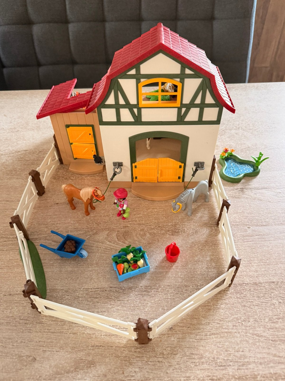 Playmobil ponypark, Ophalen, Zo goed als nieuw