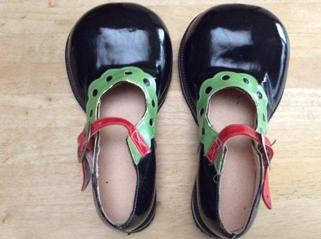 Te koop Clown schoenen maat 39/40, Enlèvement ou Envoi