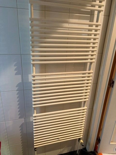 handdoek radiator 170 hoog x 60 breed, Ophalen, Zo goed als nieuw, Radiator