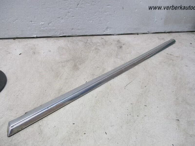 SIERLIJST portier links voor Mercedes-Benz / 8 (W115), Autos : Pièces & Accessoires, Carrosserie & Tôlerie, Mercedes-Benz AG, Enlèvement ou Envoi