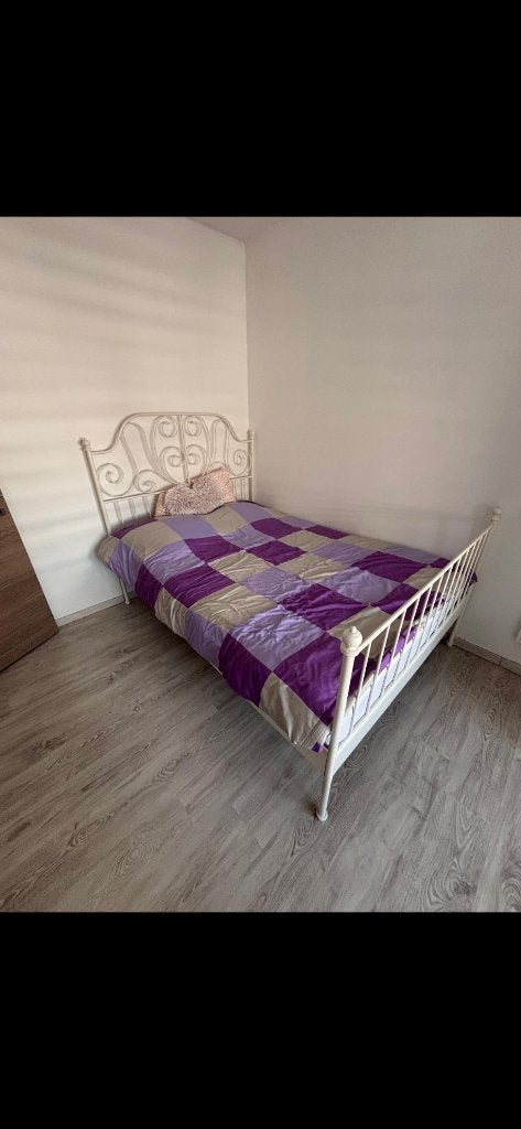 Bed MET lattenbodem, Huis en Inrichting, Slaapkamer | Bedden, Ophalen, Wit, 140 cm, Zo goed als nieuw