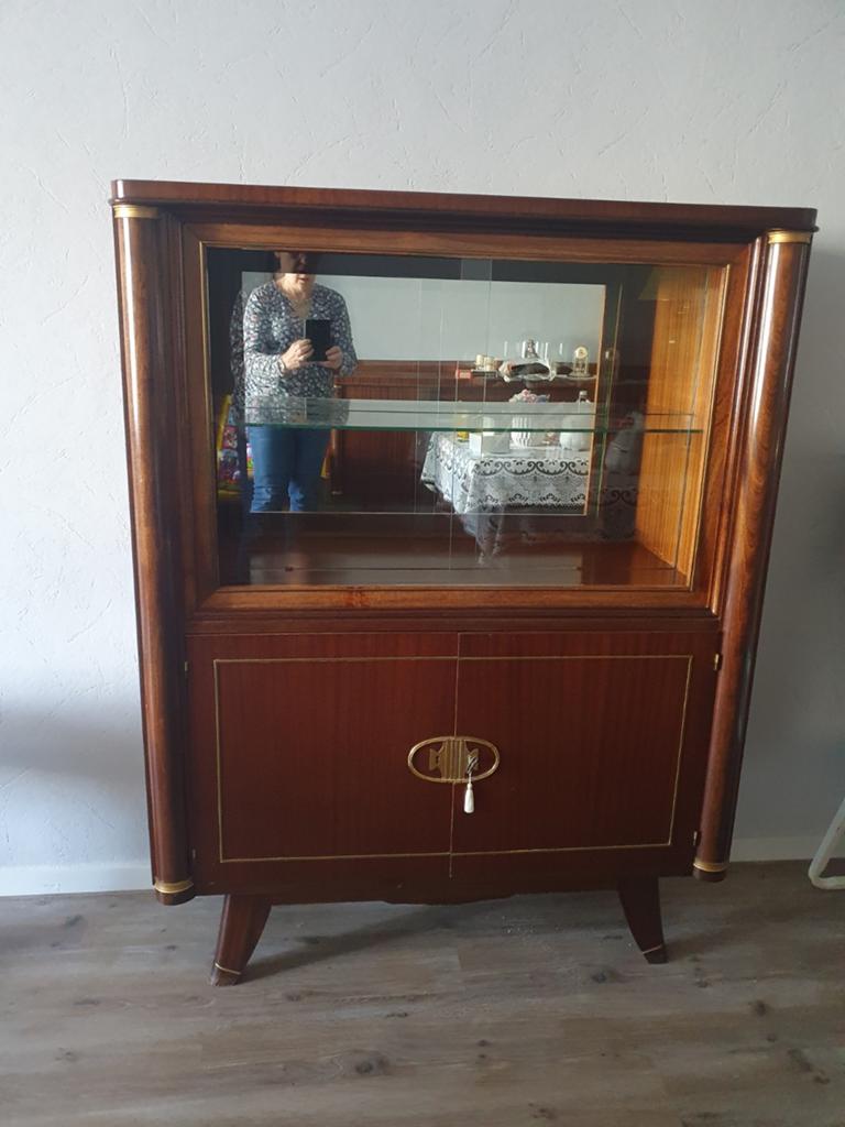 Vitrine, Enlèvement
