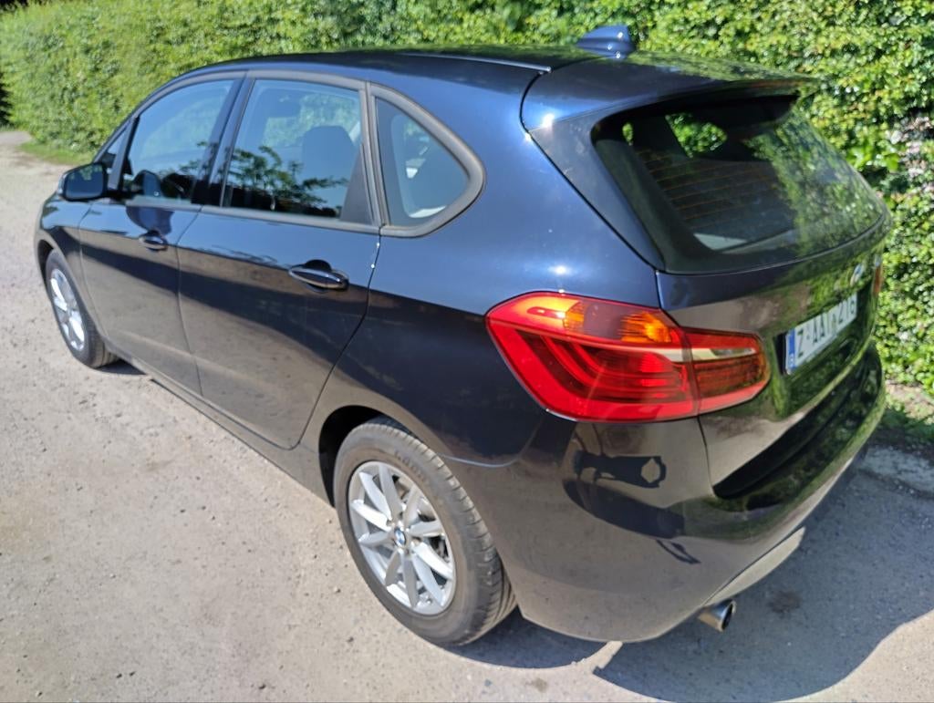 BMW 218i Active Tourer auto.27900 km, Auto's, BMW, Testrit aan huis, 1498 cc, Blauw, 5 deurs