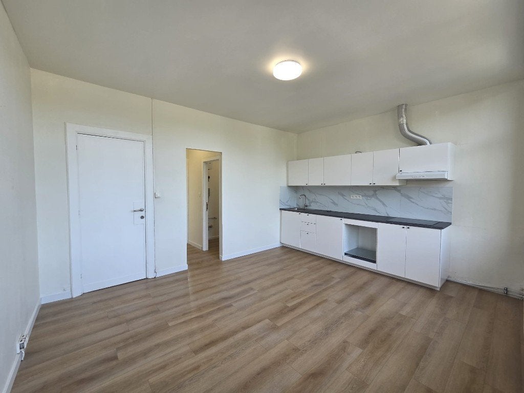 Gerenoveerde 2 slaapkamer woning in Deurne, 50 m² of meer, Antwerpen (stad)