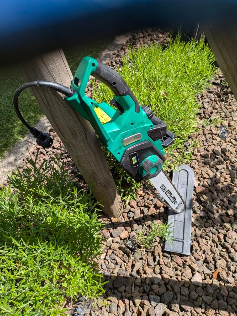 Krachtige Garden Feelings Elektrische Kettingzaag 2300W, Enlèvement, Utilisé, Tronçonneuse