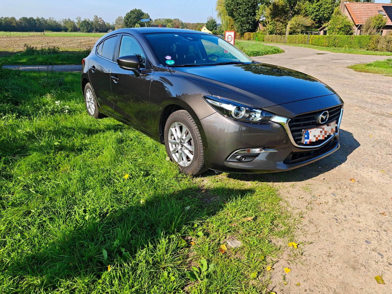 Mazda 3 2.0 skyactive Plug edition kleur:Titanium flash, Autos, Achat, Euro 6, Boîte manuelle, Noir