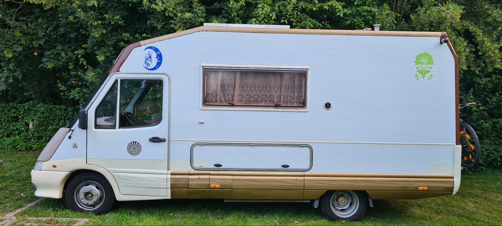 Laika Evovip 400  1997 integraal, Caravans en Kamperen, Mobilhomes, Integraal, Ringverwarming, Buitenlamp, Ford