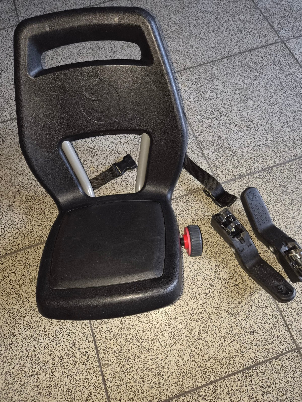 Qibbel fietsstoel + voetsteunen, Repose-pieds, 22 à 36 kg, Comme neuf, Enlèvement