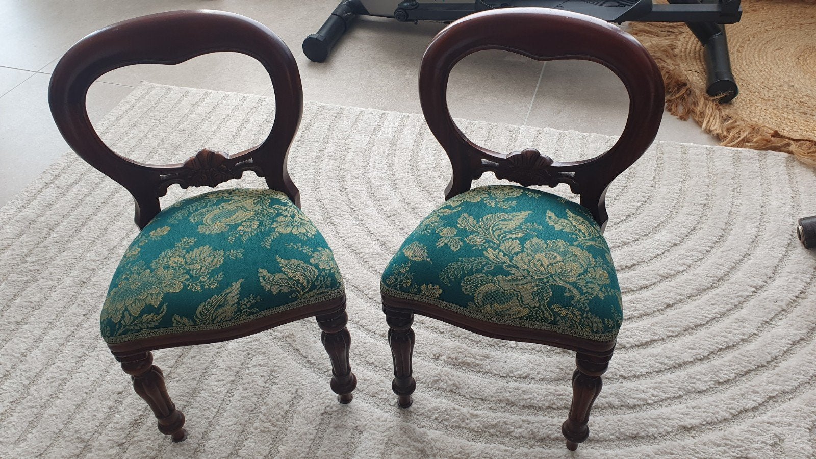 2 mini stoelen, Enlèvement