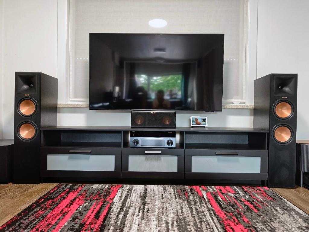 Ensemble d'enceintes Klipsch RP-280F en parfait état, Enlèvement, Comme neuf, 120 watts ou plus, Haut-parleurs Frontaux, Arrière ou Stéréo