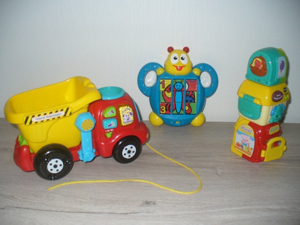 Set speelgoed: Tomy + V-Tech, Ophalen of Verzenden, Gebruikt, Overige typen