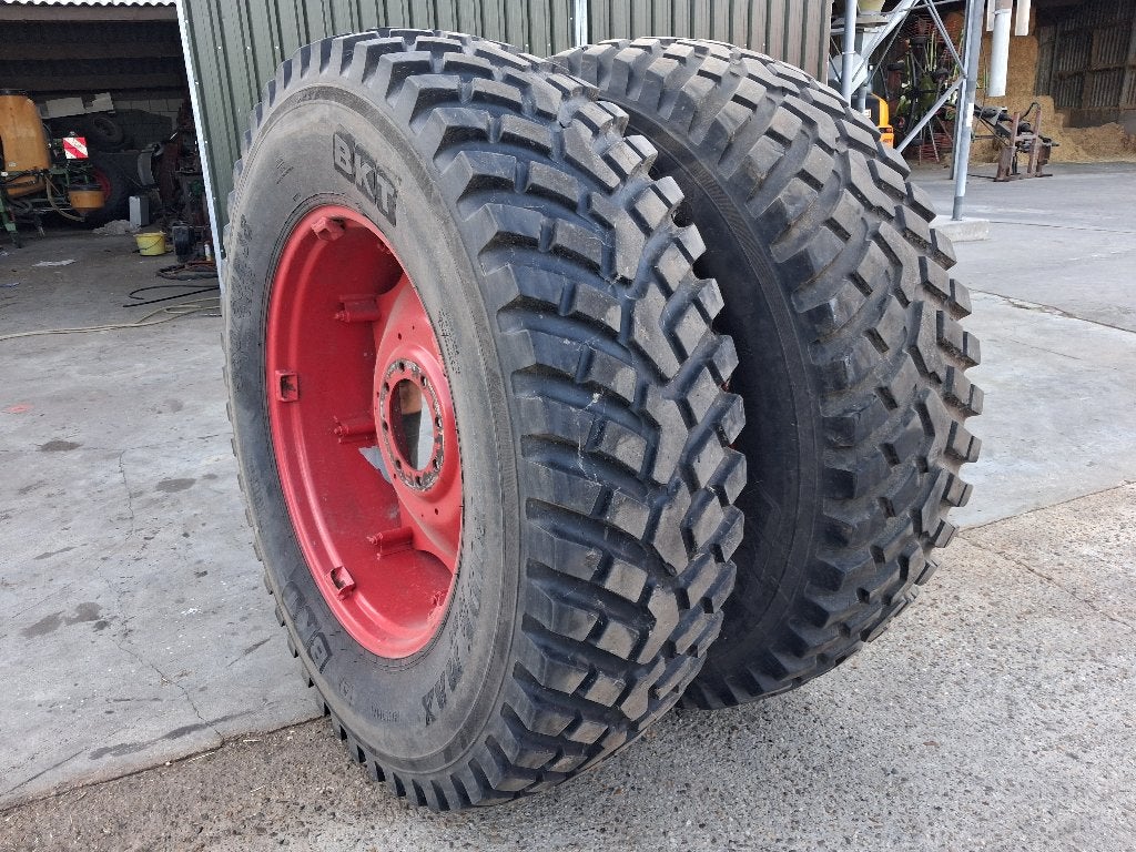 Banden BKT 480/80R38, Ophalen