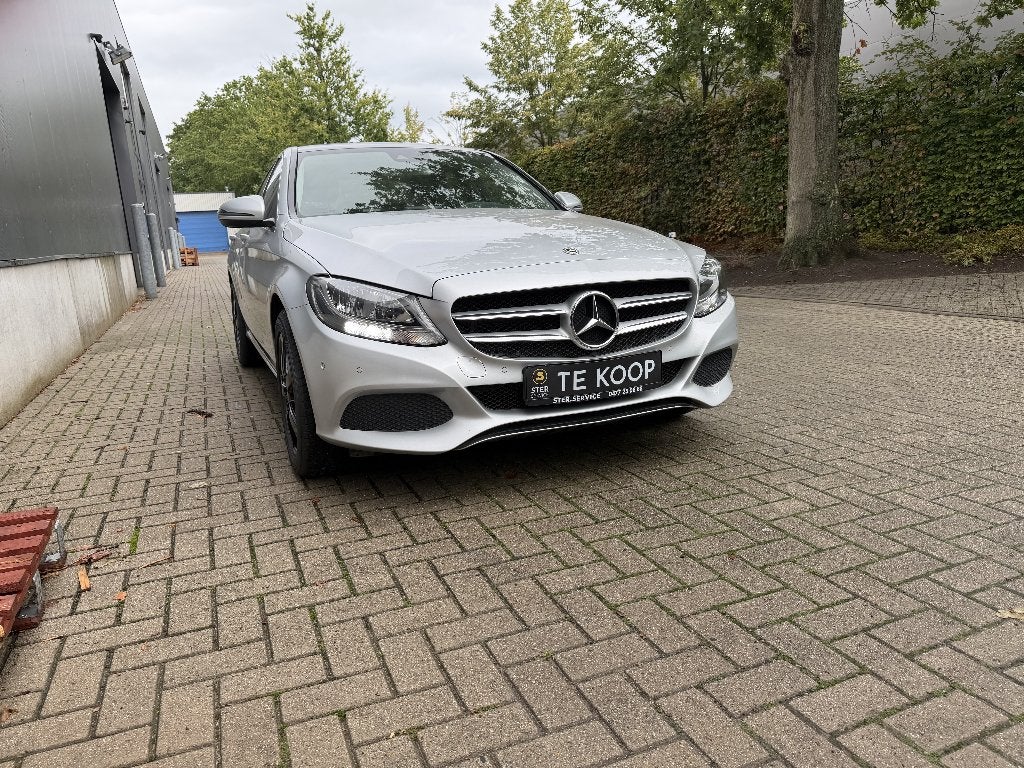 Mercedes-Benz C180 benz Advant garde, Autos, 90 kW, Entreprise, https://public.car-pass.be/vhr/3715f7d7-2c15-48f9-bd4f-efc466e58cad