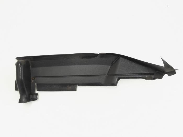 Paravent van een Audi Q3 (LZ9Y), Auto-onderdelen, Gebruikt, -, -, -