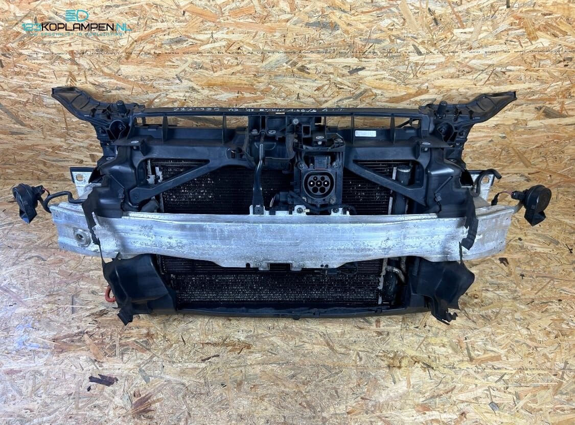 Audi A3 8V 1.4 Hybride E-Tron Voorfront koelerpakket radiate, Ophalen, Gebruikt, -, -